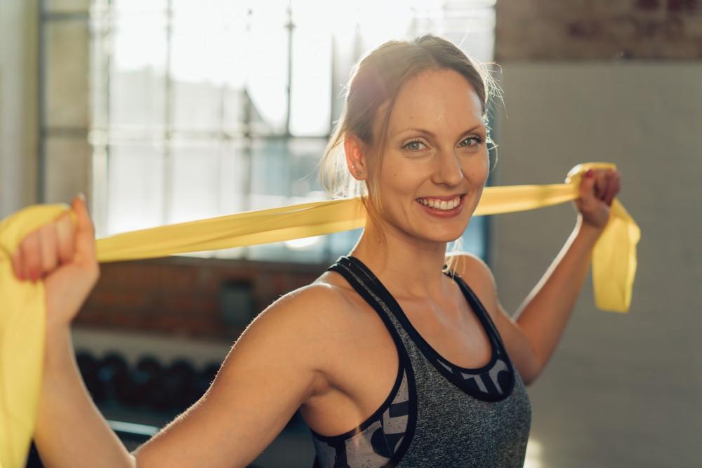 10 nejlepších cviků na zmírnění bolesti a napětí v ramenou