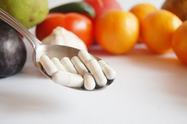 Ako si správne vybrať vitamíny na vlasy: Kompletný sprievodca