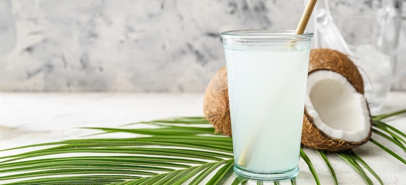 Kokosový kefír: probiotický nápoj, ktorý podporuje imunitu a trávenie