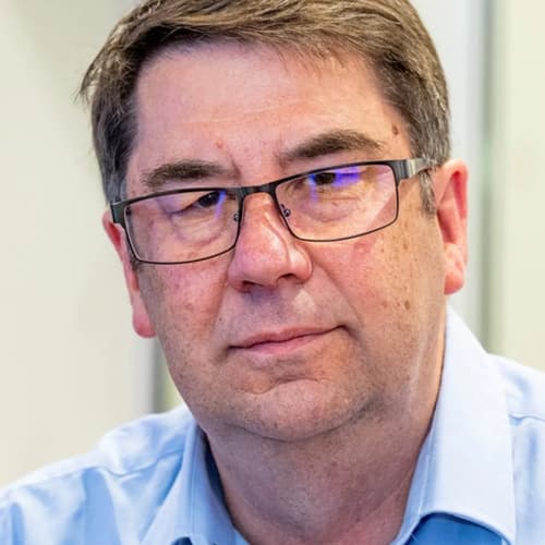 Profesor Philip C. Calder