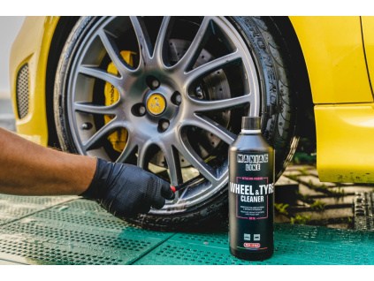 mafra maniac line wheel tyre cleaner 1L 4