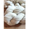 Příze manufakturní nebarvená