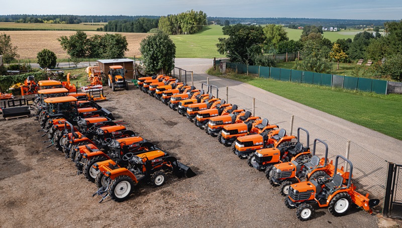 Prodej repasovaných malotraktorů Kubota, příslušenství a servis Traktor Centrum