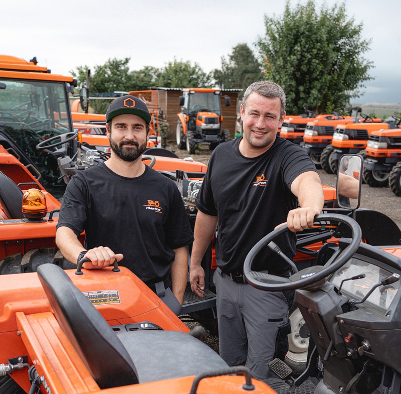 Traktorcentrum – tým u malotraktorů