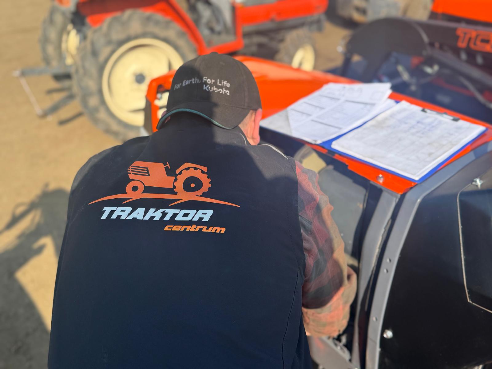 Výstupní kontrola repasovaného malotraktoru