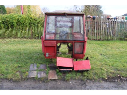 Kabina Zetor uř.1 6911  kompletní nezkorodovaná
