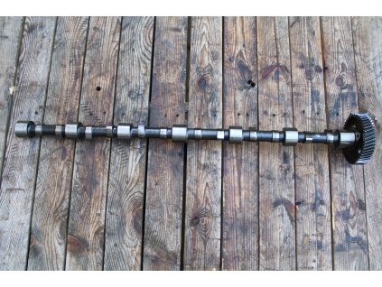 Vačková hřídel vačka Zetor 12011 12045 12111 12145 bez poškození Československá výroba