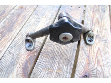 Pant otevírání střechy kovový levý zadní Zetor