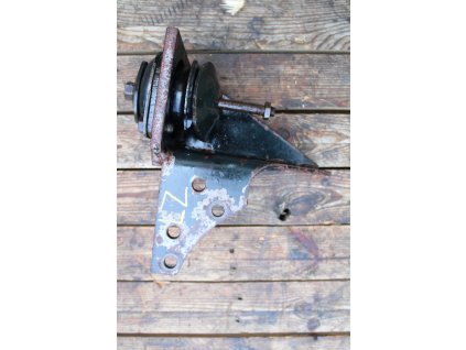 Držák kabiny levý zadní Zetor kompletní