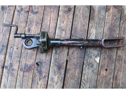 Zvedací táhlo zetor crystal 8011 8045 12011 12045 16045 10145 12111 12145 16145