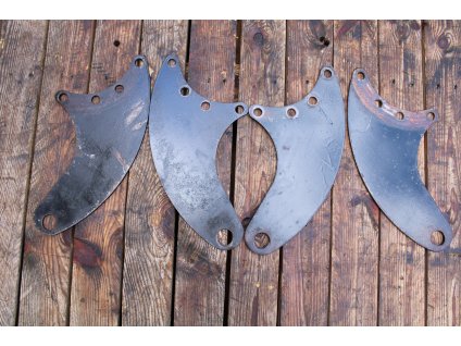 Zetor uř1 napínák spodních ramen plech 4 kusy 5511 5611 6711 6718 6745 6911 6945 7011 7045 7211 7245 7711 7745 5211 5245 6211 6245 6320 6340 7320 7340