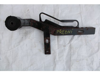 Zetor crystal přední držák nádrže zadní 8111 8145 10111 10145 10145 12111 12145 16145