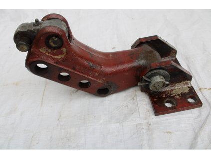 Držák třetího bodu Zetor