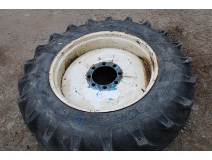 Zetor crystal 8011 zadní kolo ráfek disk velikost 34 10