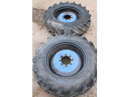 Zetor crystal 8011 zadní kola ráfky disky 16,9-34 8 pláten vzorek 3,5cm 24