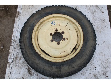 Zetor crystal 8011 přední kolo ráfek disk 6,50-20 16