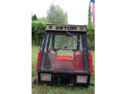 Zetor crystal 8145 kabina nové blatníky pěkný stav 1