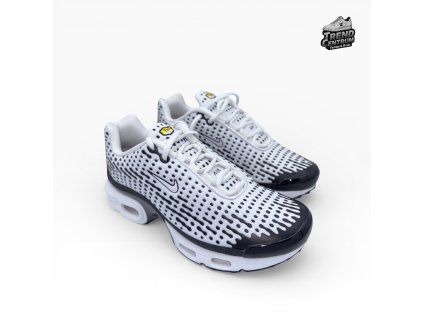 Nike Air Max Plus VII HQ2197 100