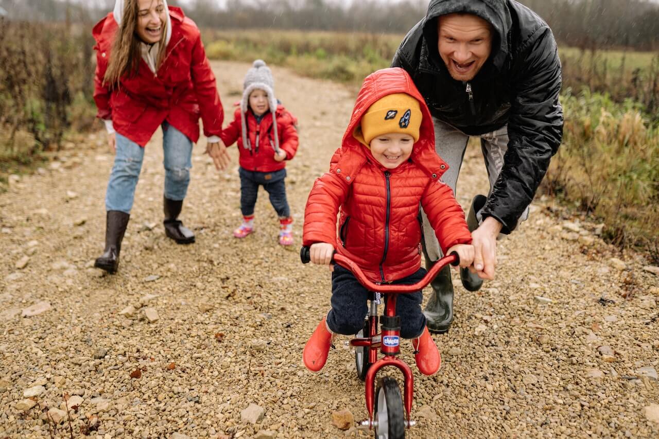Ako sa postarať pri prvom bicyklovaní vášho dieťaťa o nezabudnuteľné okamihy