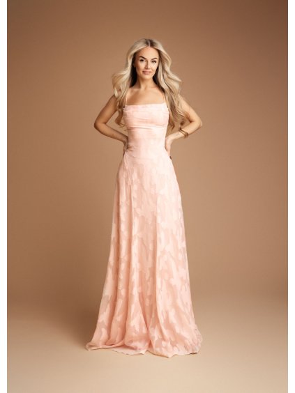 šaty dlouhé na ramínka