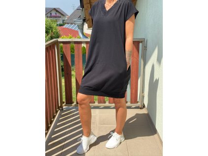 BASIC ŠATY S VÝSTŘIHEM DO V ČERNÉ