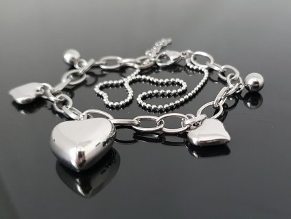 Ocelový náramek Srdíčka a kuličky “Heart Charm & Bead”stříbrná