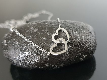 Řetízek Hearts Connection