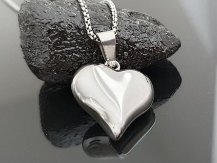 Ocelový řetízek Srdíčko střední “Glossy Heart Medium” stříbrná