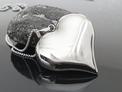 Ocelový řetízek Srdíčko velké “Glossy Heart Deluxe” stříbrná