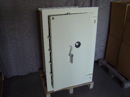 trezory celakovice s7000812
