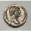 Hadrianus Denár MONETA AVG