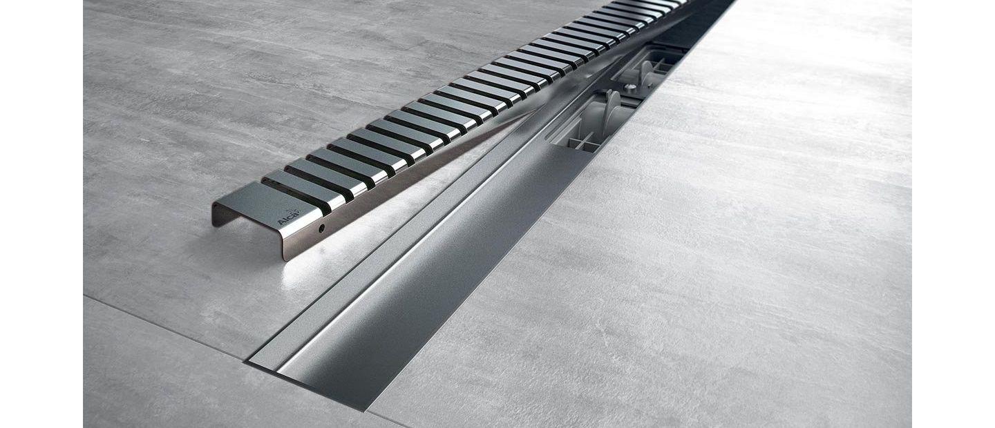 Alcadrain Žlab odtokový 105 cm s okrajem pro perforovaný rošt, černá-mat APZ1BLACK-1050 - SENESI