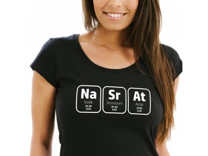 Dámské tričko s chemickým nápisem NaSrAt složený z chemické tabulky prvků černé
