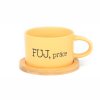 Hrneček makronka s vtipným potiskem FUJ PRÁCE žlutý s bambusovým podtáckem