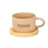 Hrneček makronka s vtipným potiskem nápisem POHODINDA hnědý s bambusovým podtáckem