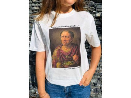 Tomu salátu něco chybí