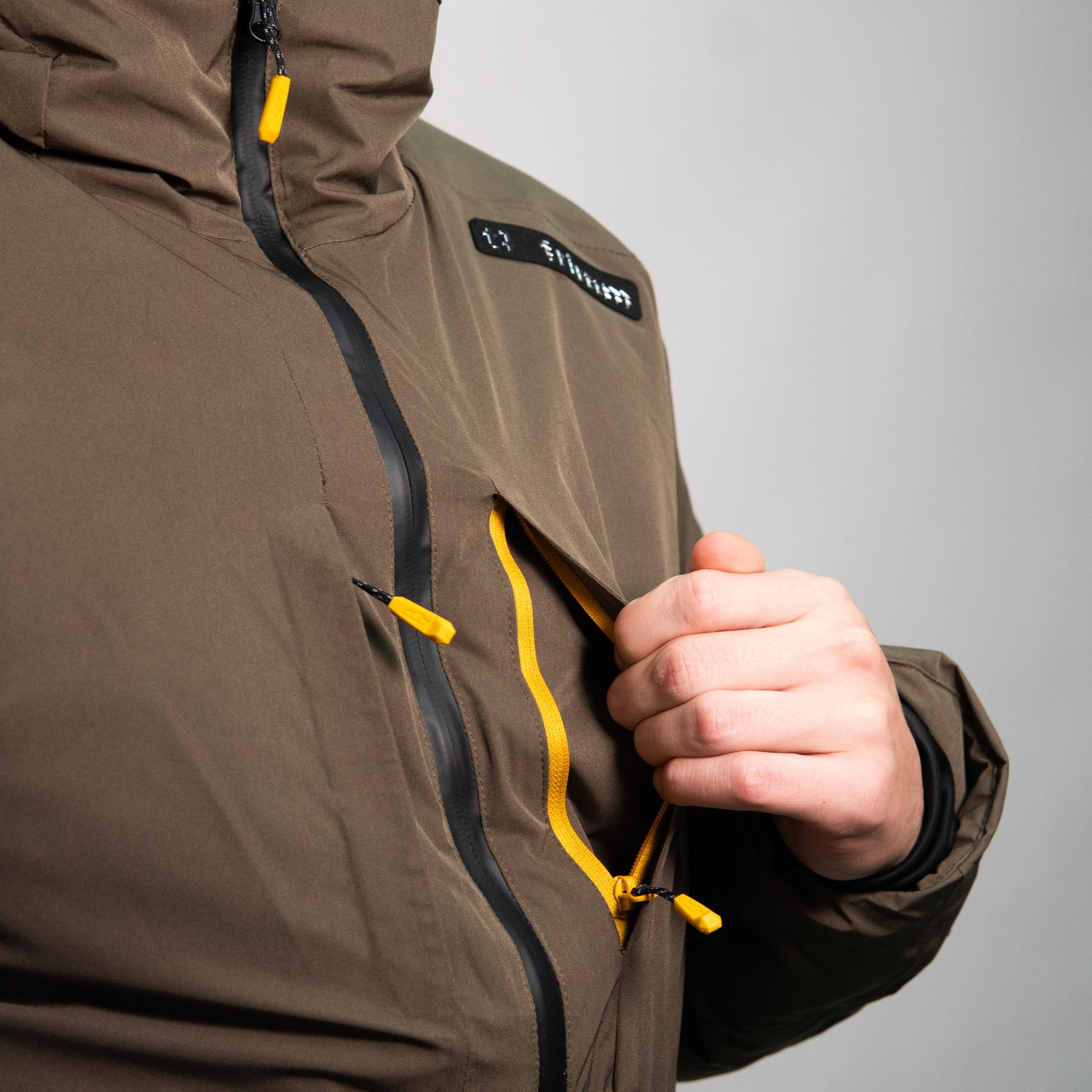 mceclip2-2.jpg?1731920936