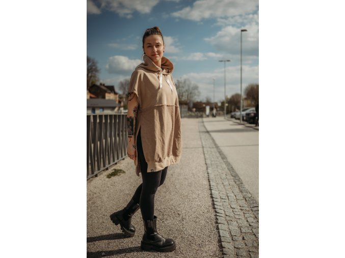 Stylová vesta s kapucí UNISEX