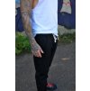 obleceni-a-moda-panska-moda-panske-obleceni-panske-kalhoty-a-sortky-panske-teplaky-a-soupravy-panske-stylove-teplaky-se-snizenym-sedem-cerne