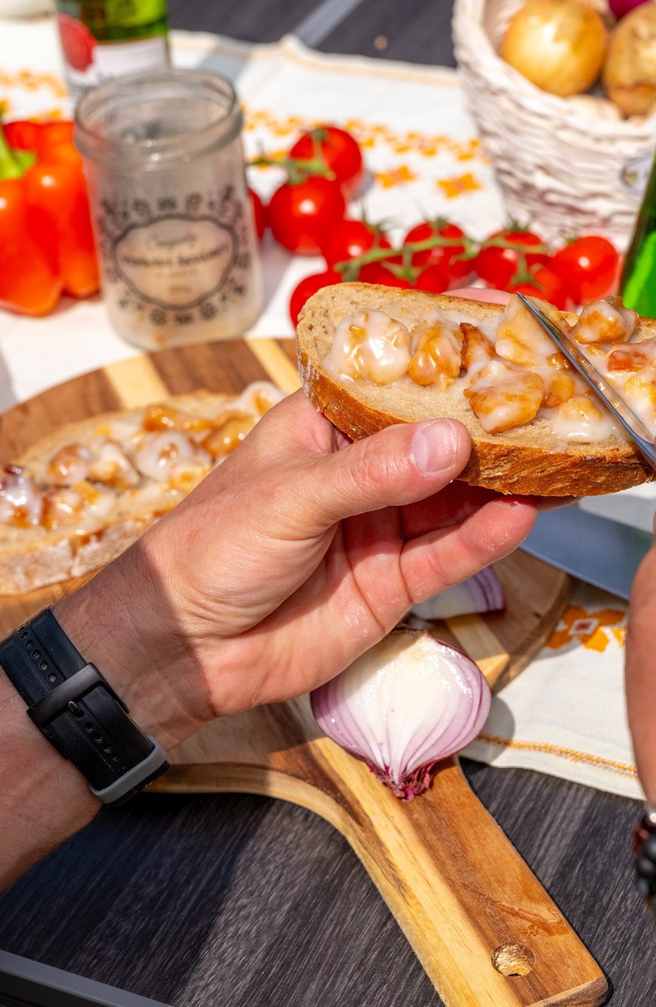 Na snídani, na svačinu, na večeři