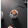 drip it kava ve filtru nalij horkou vodu 01