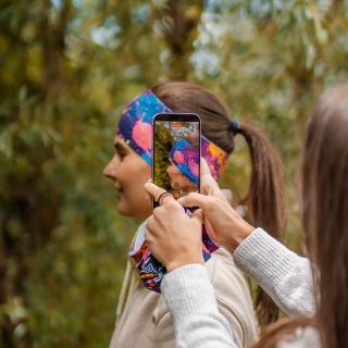 Galaxy Splash z kolekce Colour Splash 🫟 Jedna čelenka, spousta barev a dobré nálady. To ti přinese tahle NOVINKA ✨ Za...