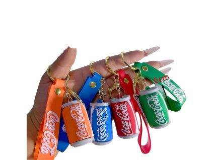193869 privesek na klice coca cola plechovka nahodna barva