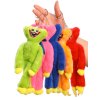 plysovy-privesek-na-klice-huggy-wuggy--20-cm