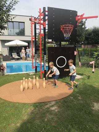 Challenger Game Zahrada, kde se netráví čas. Zahrada, kde se žije. Jedna konstrukce. Desítky možností. 🏀 Basketbal s tátou...
