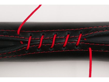 Poťah na volant z pravej kože - ČIERNY, s červeným obšitím
