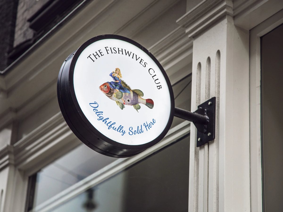 Závesná tabuľa s logom The Fish Wives Club