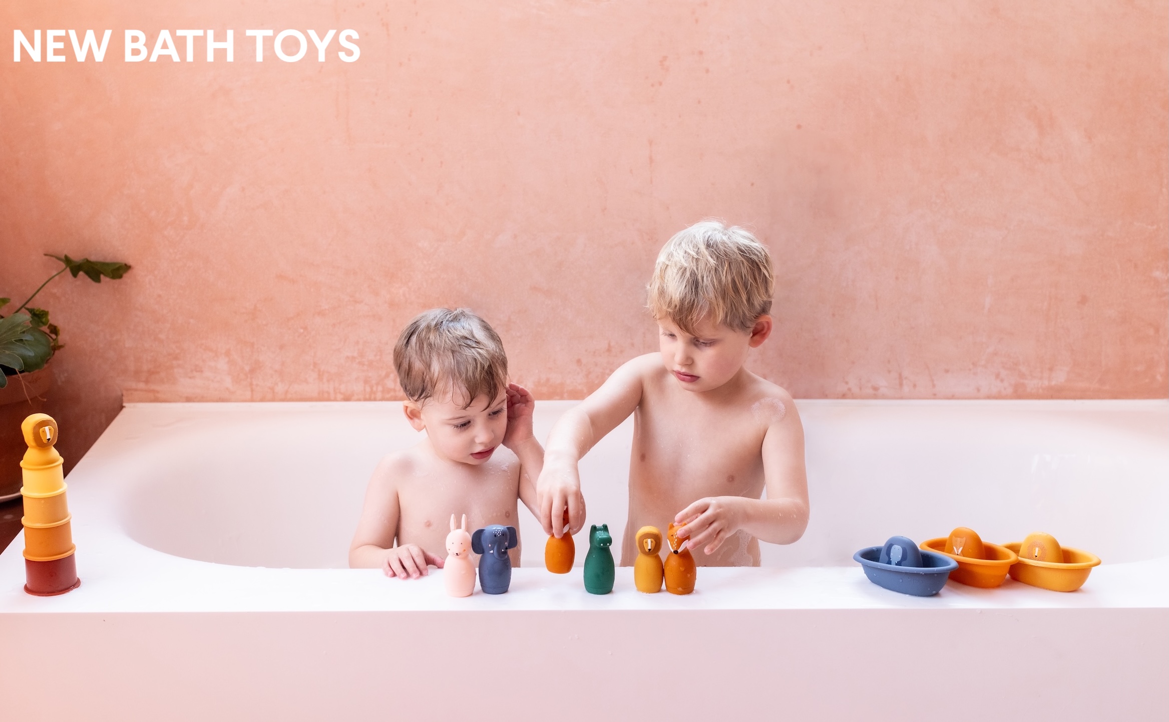 NEW BATH TOYS TRIXIE BABY