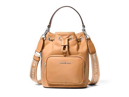 Hnědá nylonová taška na zádech