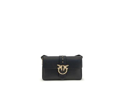 Černá kožená taška přes rameno